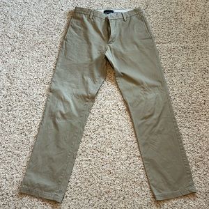 Banana Republic men’s chino, color khaki, 30x32